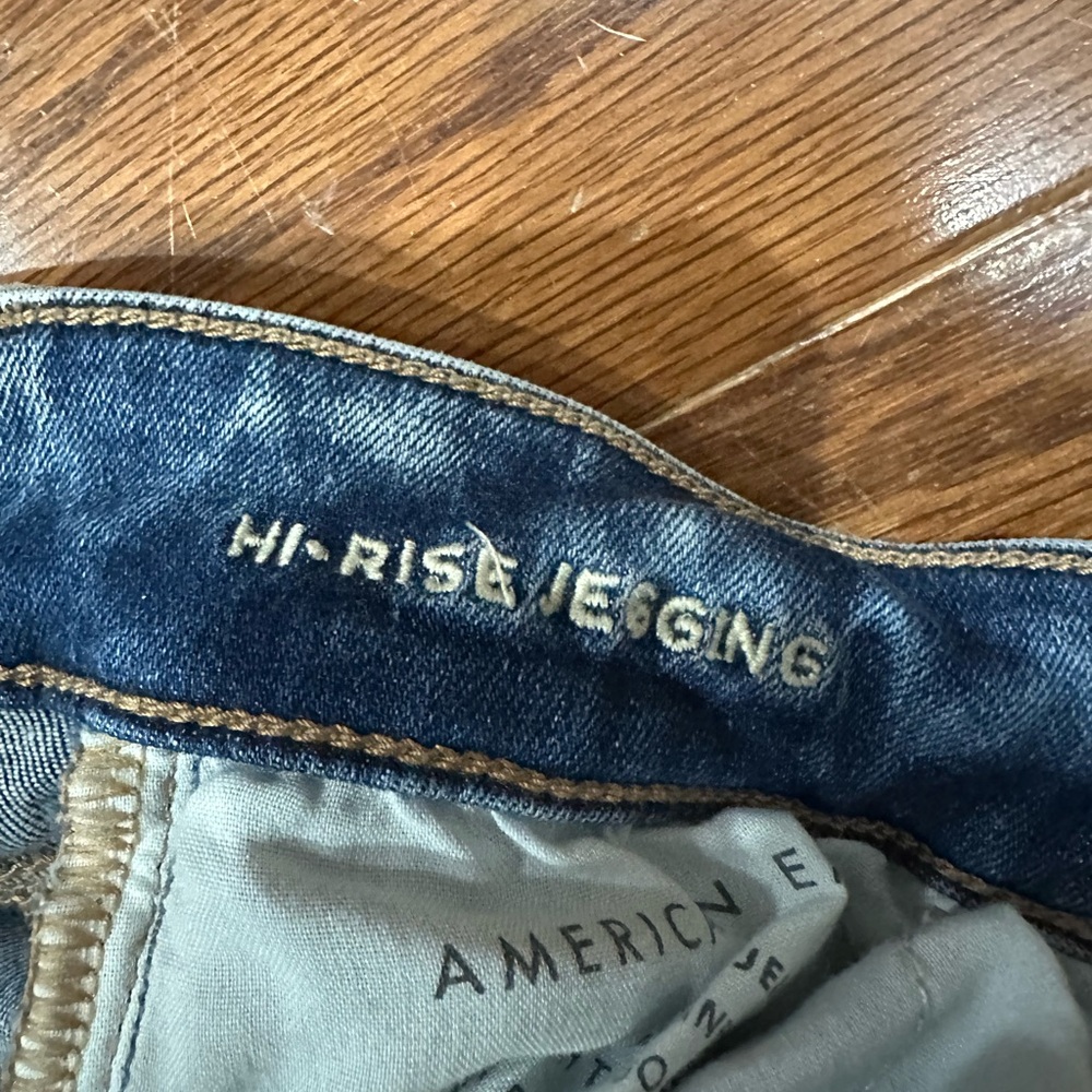 American Eagle Outfitters Ripped Dark Blue Skinny Jeans - Picture 3 of 5